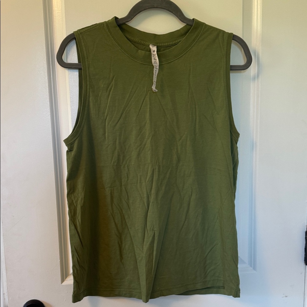 lululemon athletica Green Muscle Tee